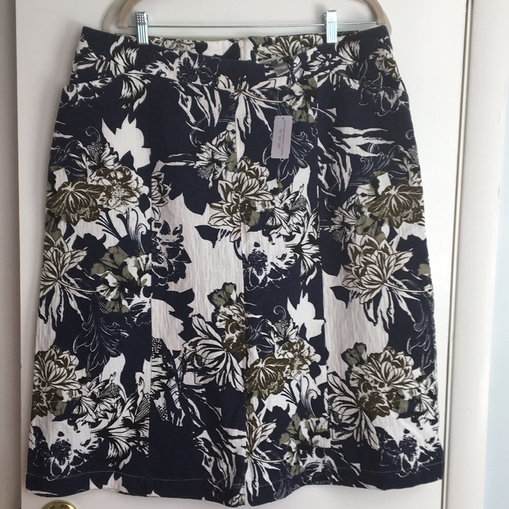 Women’s skirt